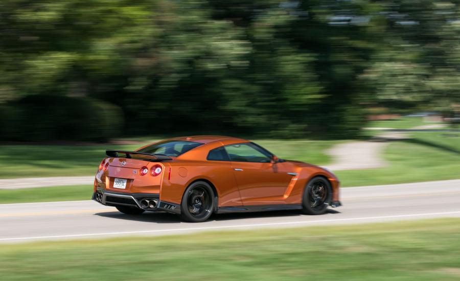  Nissan GT-R Track Edition (R35) 2017 года  (NA) (фото 40 из 45)